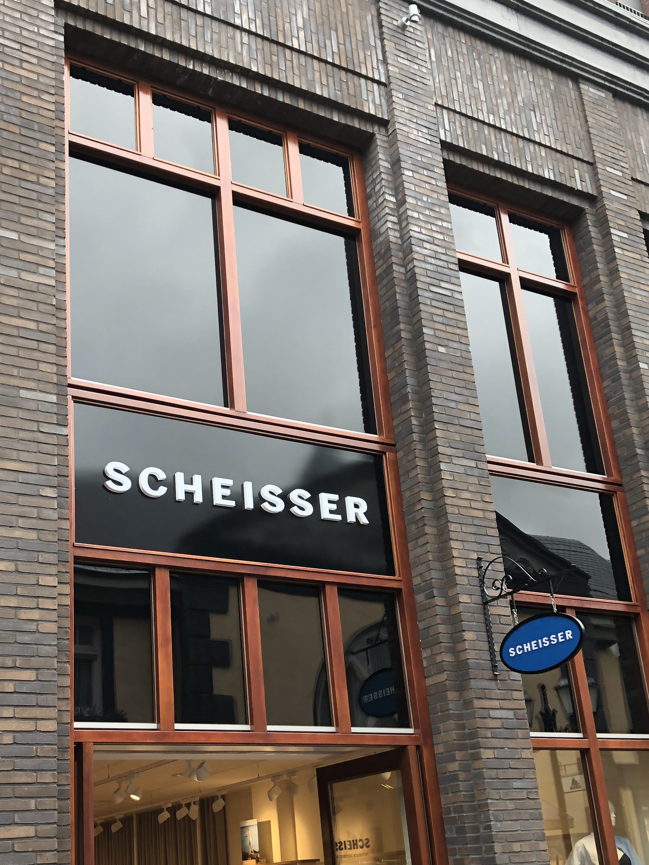 Ich sehe was, was du nicht siehst: „Scheisser“
