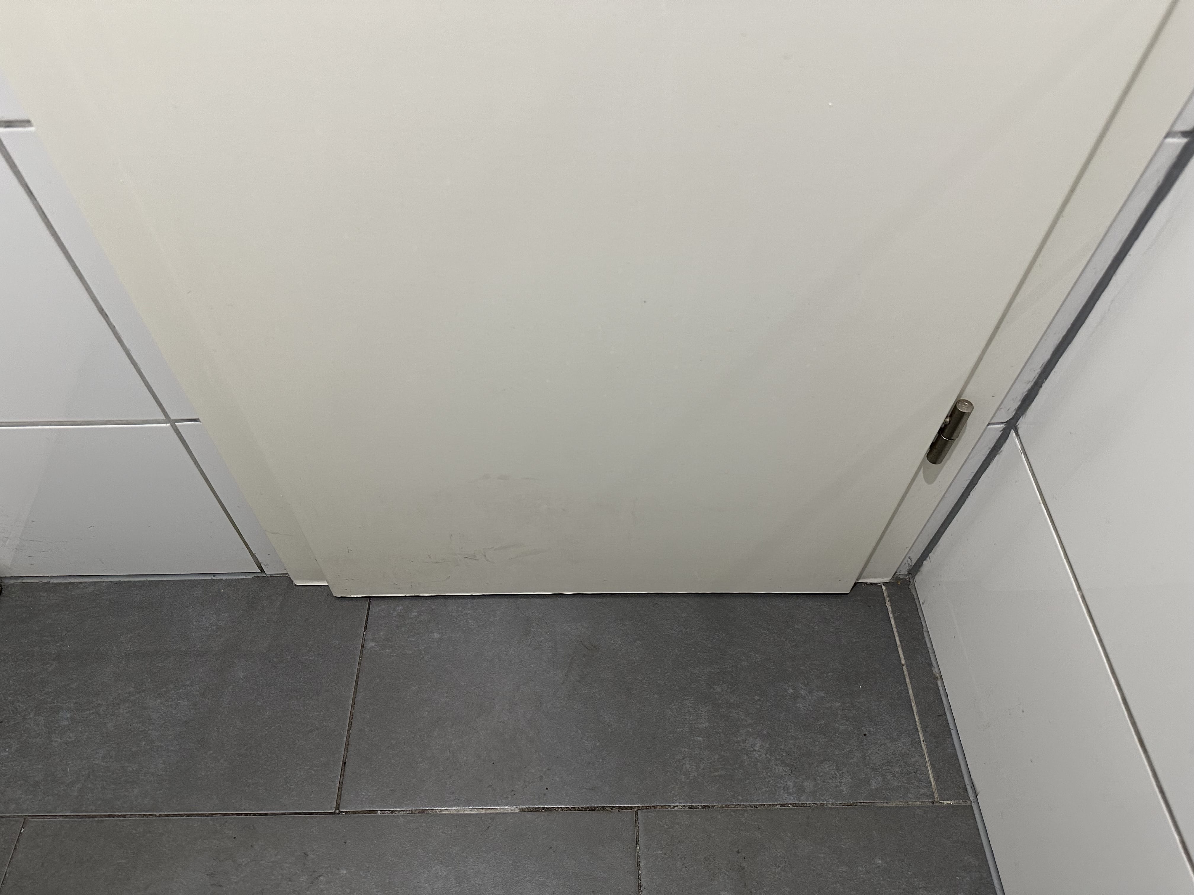 Toilettentüren Nr. 215: Imbiss „Reza's Street Kitchen“, Düsseldorf / Deutschland (2023)