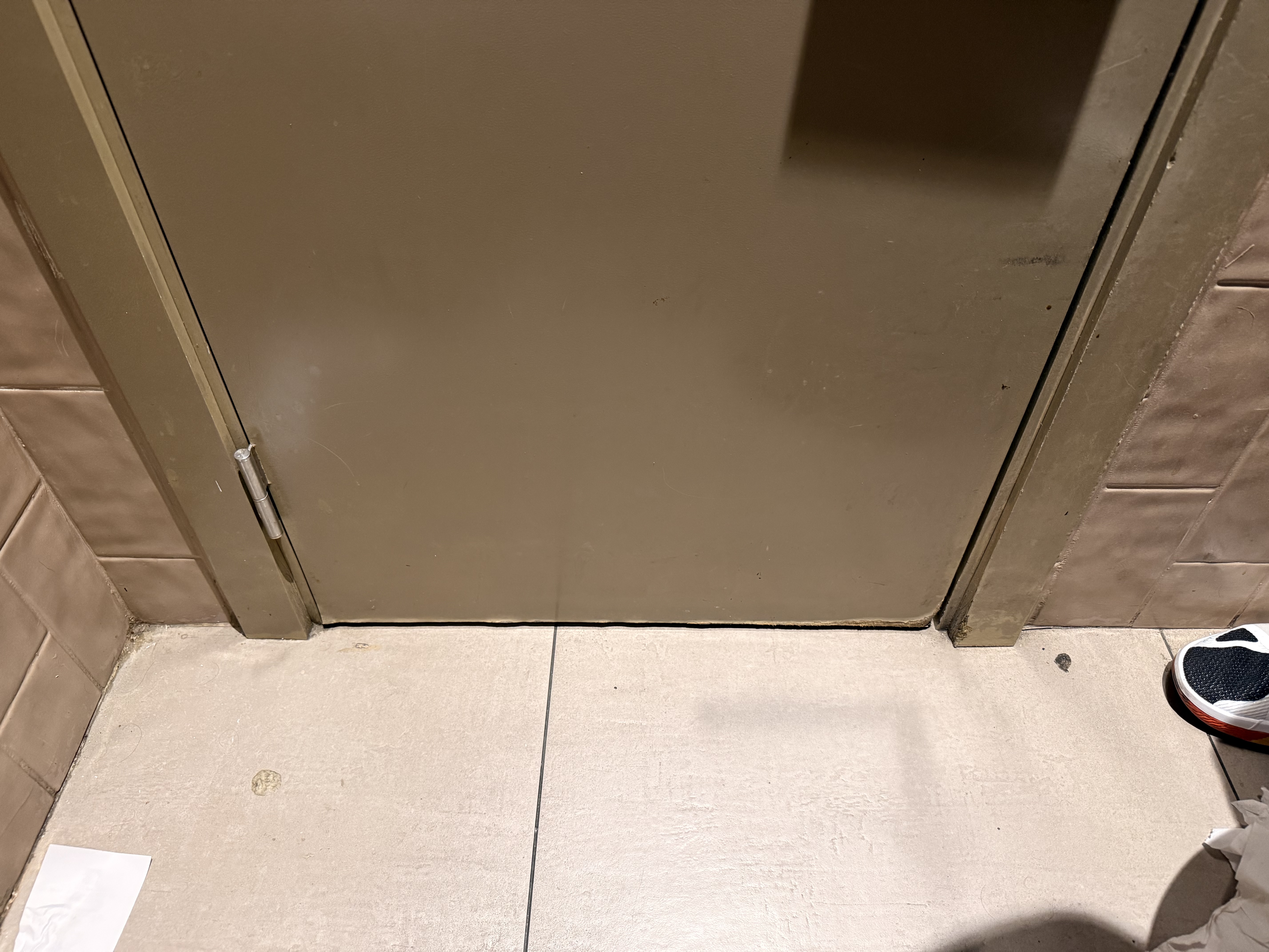 Toilettentüren Nr. 280: Café „Starbucks“, Lissabon / Portugal (2025)