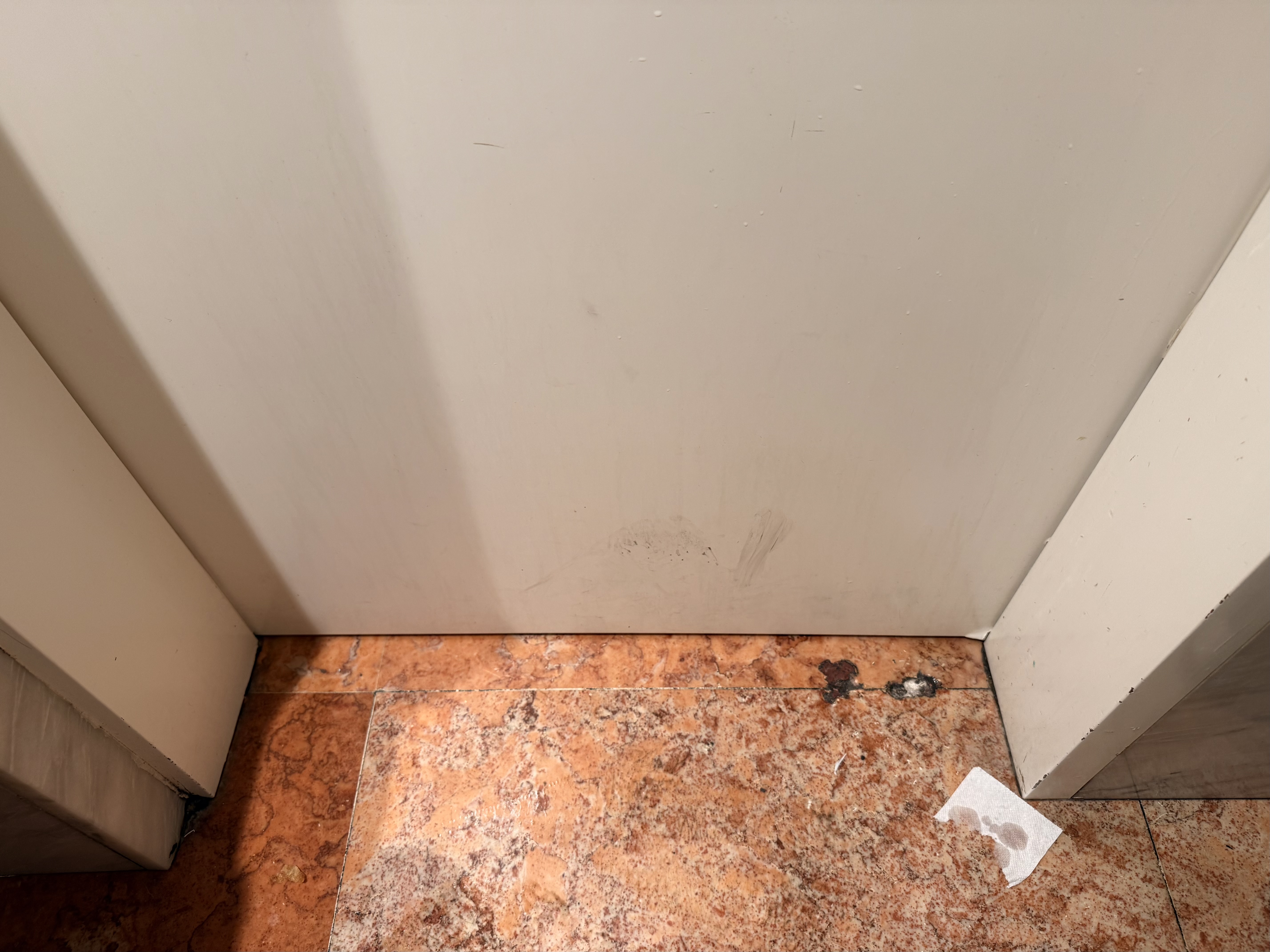 Toilettentüren Nr. 282: Café „Manteigaria“, Lissabon / Portugal (2025)
